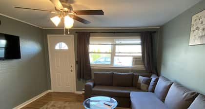 2 bedrooms with shared pool. apt1