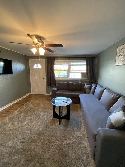 2 bedrooms with shared pool. apt1
