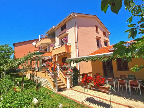Exterior - Apartment 994/3136 (Istria - Fažana), 350m from the beach (Fažana)