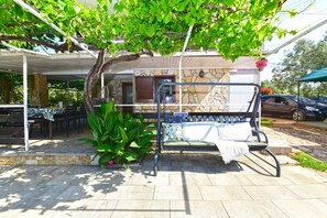 Terrace/patio - House 1012/3351 (Istria - Fažana), 1000m from the beach (Fažana)