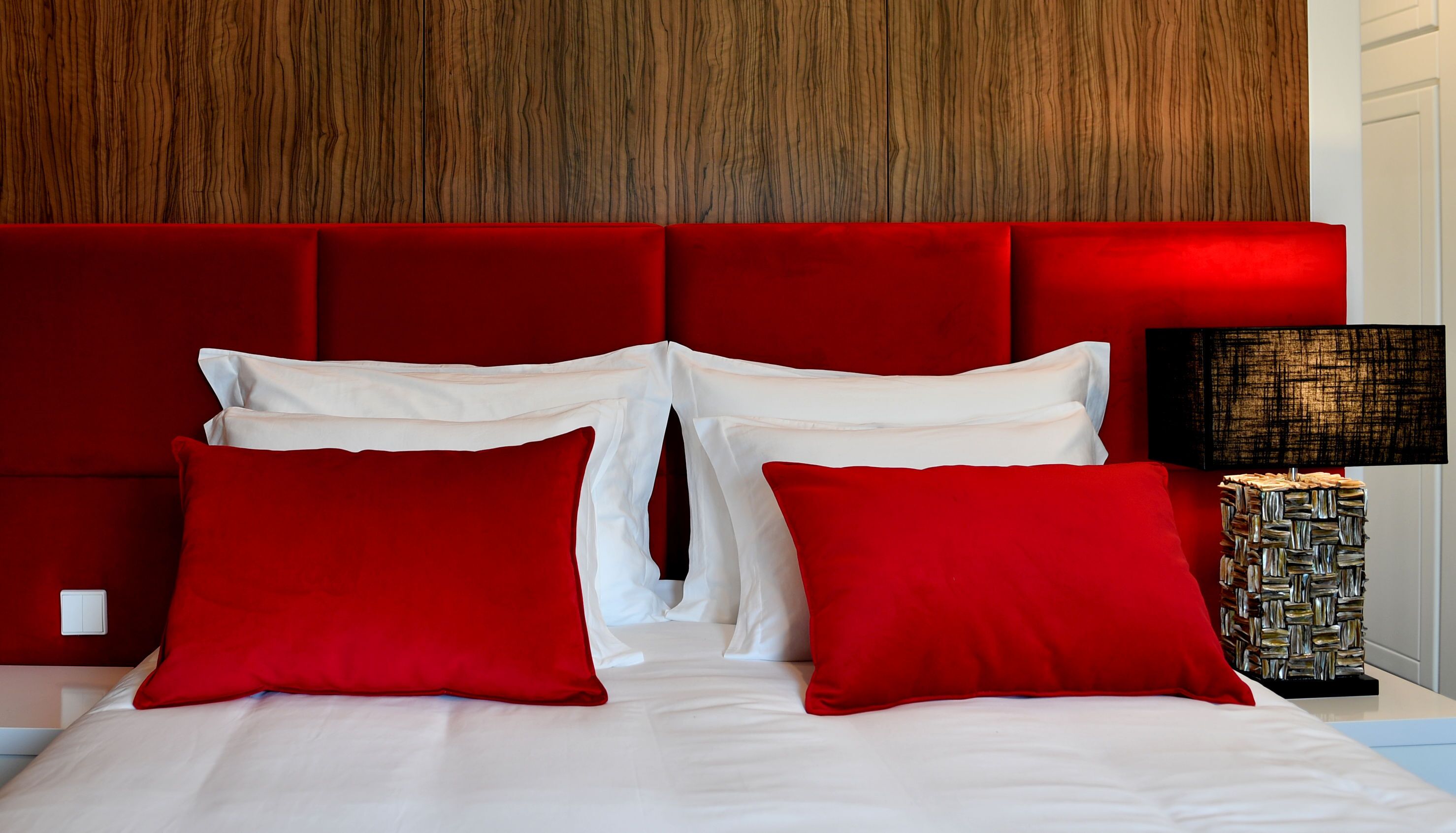 ジュニア スイート テラス ガーデンビュー | ミニバー、セーフティボックス (室内)、デスク、ノートパソコン用作業スペース