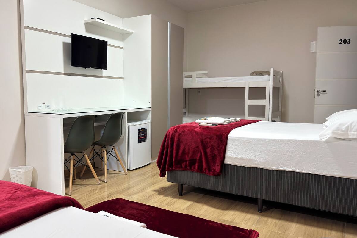 Chambre Familiale | Coffres-forts dans les chambres, bureau