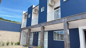Front of property - Pousada Amanhecer do Sul (Penha)