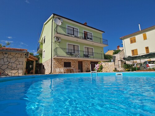 Apartment 1056/4400 (Istria - Pula), 500m from the beach