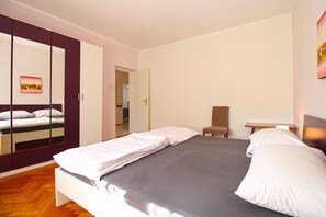 3 bedrooms, internet