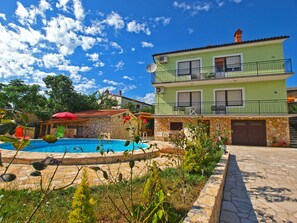 Exterior - Apartment 1056/4402 (Istria - Pula), 500m from the beach (Pula)