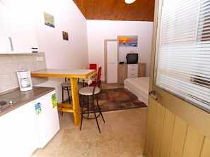 1 bedroom, internet - Apartment 1056/4402 (Istria - Pula), 500m from the beach (Pula)