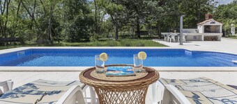 House 1059/4427 (Istria - Labin), 5000m from the beach