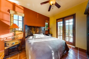 2 slaapkamers, een strijkplank/strijkijzer, internet, beddengoed