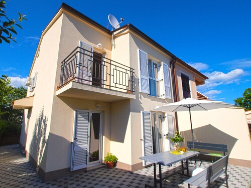 House 1092/9439 (Istria - Pula), 4500m from the beach