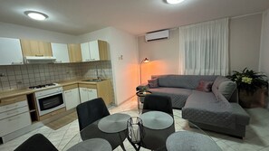TV - Apartment 1132/9738 (Istria - Peroj), 700m from the beach (Peroj)