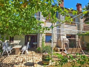 Terrace/patio - Apartment 1142/9868 (Istria - Valbandon), 750m from the beach (Valbandon)