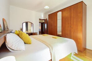 4 bedrooms, internet