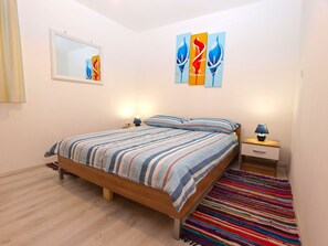 3 bedrooms, internet