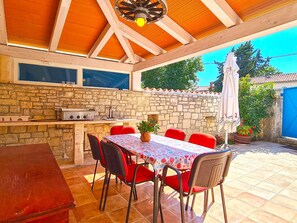 Outdoor dining - House 1186/10823 (Istria - Kavran), 3000m from the beach (Kavran)