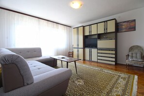 TV - Apartment 1198/11016 (Istria - Banjole), 300m from the beach (Banjole)