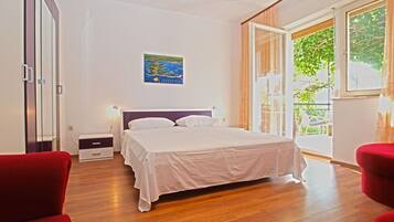 6 Schlafzimmer, Internetzugang