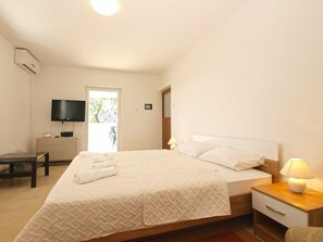 2 bedrooms, internet