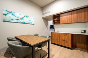 Private kitchen - Elite Gold Coast (Carrara)