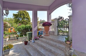 Enceinte de l’hébergement