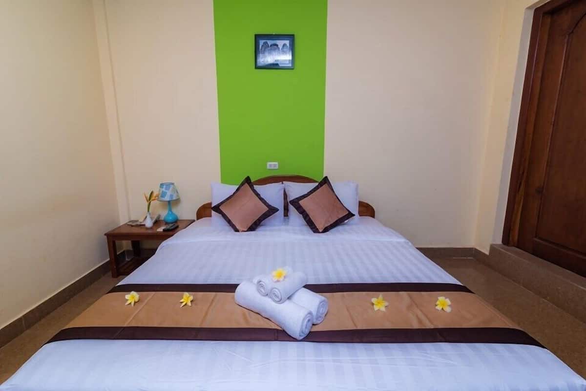 In-room safe, blackout curtains, iron/ironing board, free WiFi