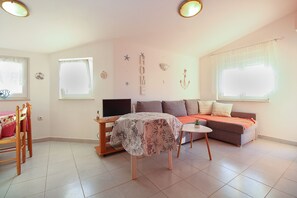 Interior - Apartment 1236/11793 (Istria - Liznjan), 1500m from the beach (Liznjan)
