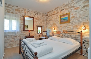 7 habitaciones y acceso a internet 