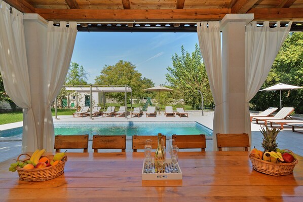 Piscina