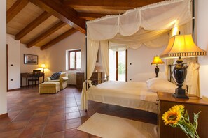 4 bedrooms, Internet - Apartment 1255/12014 (Istria - Koromačno), 4000m from the beach (Koromacno)