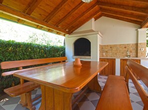 屋外ダイニングエリア