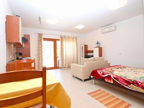 1 soverom og internettilgang