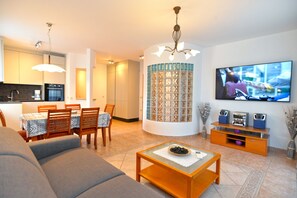 TV - Apartment 1299/12346 (Istria - Vrsar), 300m from the beach (Vrsar)