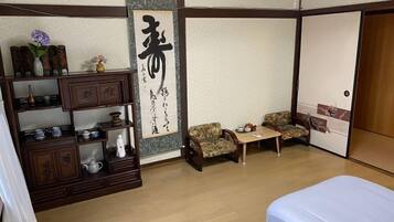 Standard Quadruple Room, Shared Bathroom | Free WiFi