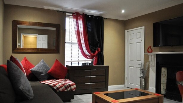 Apartment, 2 Bedrooms | Living room - The Beaming Paradise (Stockton-on-Tees)