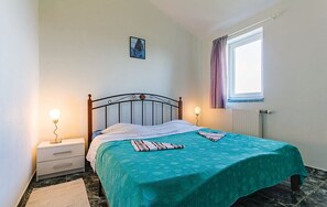 2 bedrooms, internet