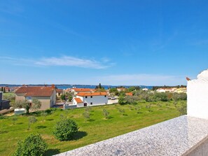 Property grounds - Apartment 1328/12574 (Istria - Fažana), 500m from the beach (Fažana)