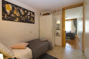 2 bedrooms, Internet