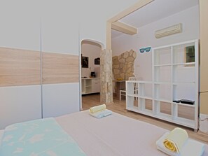 Internet - Studio apartment 1364/12839 (Istria - Pula), 2500m from the beach (Pula)
