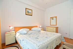 2 Schlafzimmer, Internetzugang