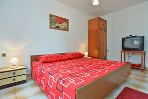 2 bedrooms, Internet - House 1378/12993 (Istria - Galižana), 7500m from the beach (Galižana)