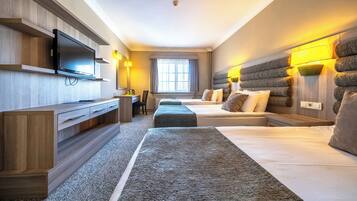 Quarto standard | 2 quartos, frigobar, cofres nos quartos, Wi-Fi de cortesia