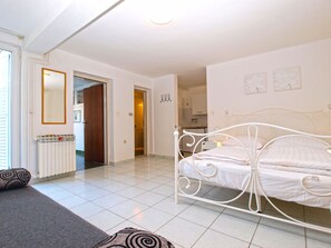 2 室のベッドルーム、インターネット