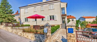 Apartment 1421/13291 (Istria - Pjescana Uvala), 350m from the beach