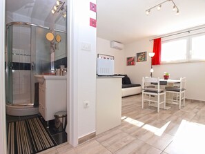 Interior - Apartment 1451/13411 (Istria - Fažana), 350m from the beach (Fažana)