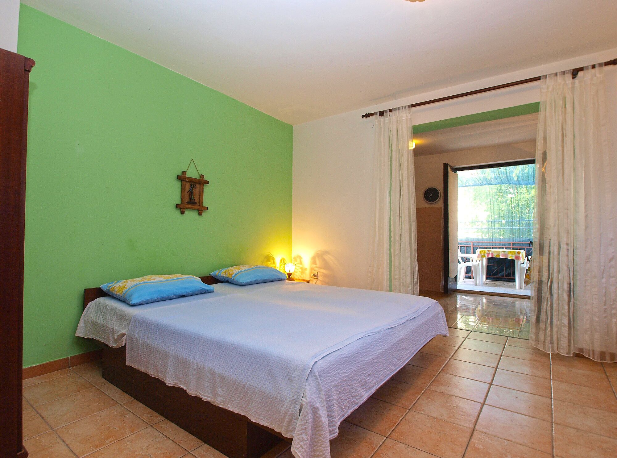 1 bedroom