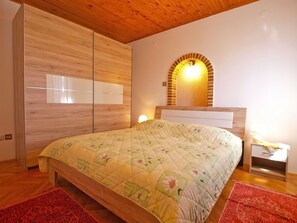1 bedroom, Internet