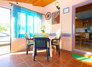 Dining - House 1461/13494 (Istria - Pula), 4500m from the beach (Pula)