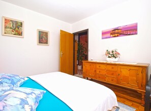 2 bedrooms, Internet - House 1461/13494 (Istria - Pula), 4500m from the beach (Pula)