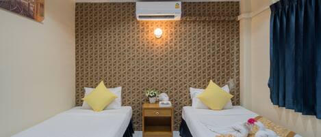 Double or Twin Room | In-room safe, desk, soundproofing, iron/ironing board