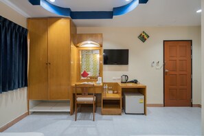 Double or Twin Room | Room amenity - Heaven House (Patong)